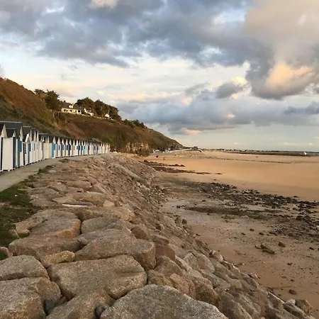 Recent En Bord De شقة