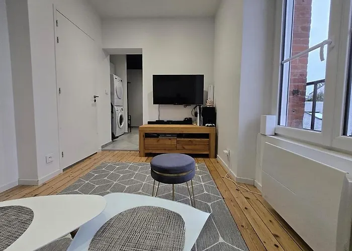 Recent En Bord De Appartement